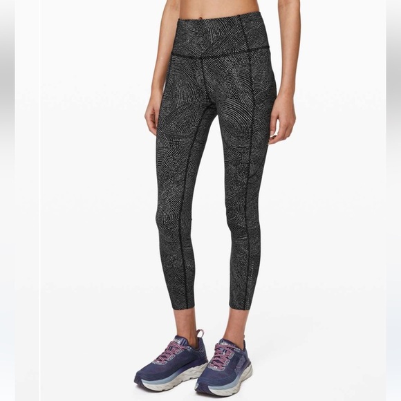 Lululemon Fast and Free Tight II 25" Free Spirit Grey Black Leggings Size 4 B27 - Picture 1 of 10